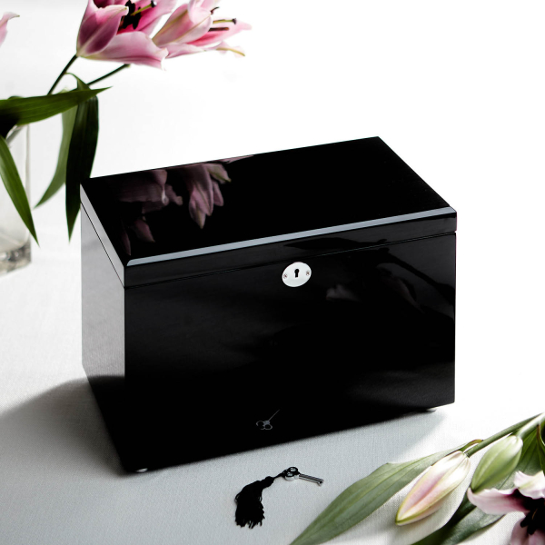 Ebony Memento Box - Image 5